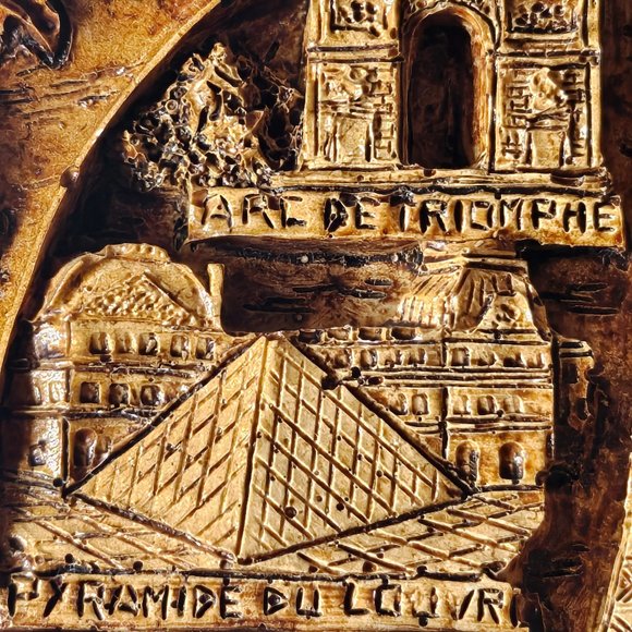 Rare Mid Century Round Chalkware Paris Souvenir Plate 6.25" Parisian Scene 3D - Picture 13 of 15